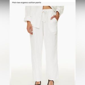 Aritzia Sail Pants in white, size XS
